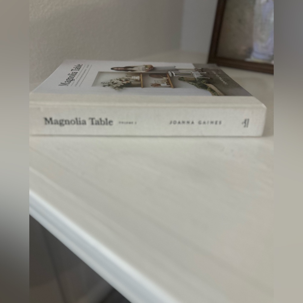 Magnolia book